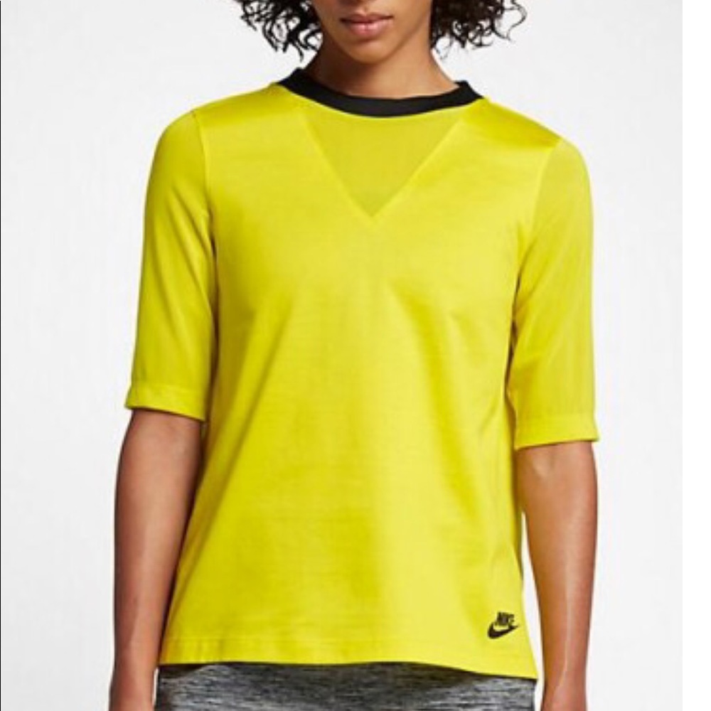 Nike sportswear bonded half sleeve top electrolime
